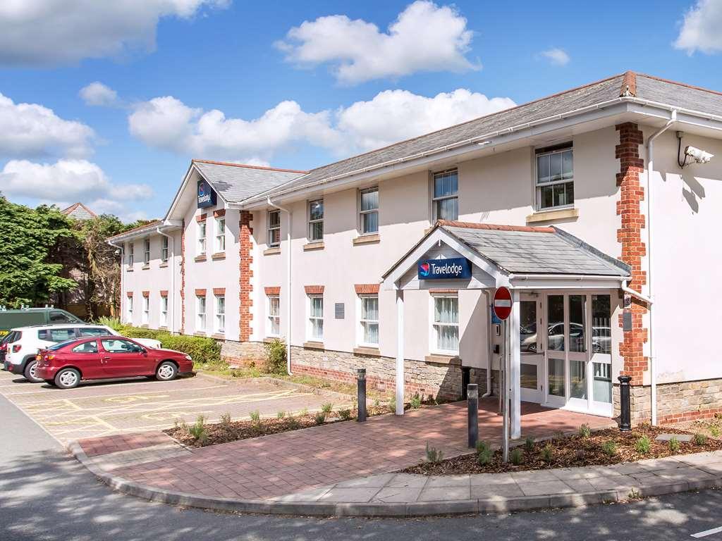 Travelodge Plymouth Roborough Eksteriør billede