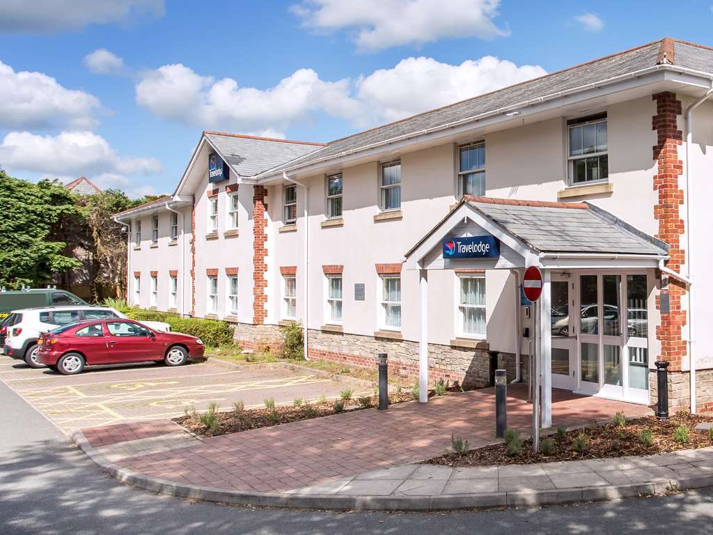 Travelodge Plymouth Roborough Eksteriør billede